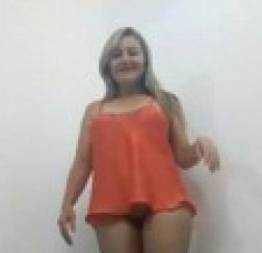 Loira casada gostosa mostrando a buceta no whatsapp | xvideosxcontos