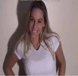 Sexo anal com essa boqueteira que adora engolir porra