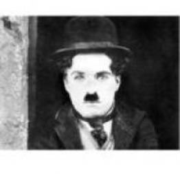 Conheça a bela Oona Chaplin, neta de Charlie Chaplin (20 fotos)
