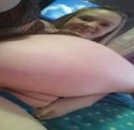 Alexa de 18 Aninhos muito da gostosa e safadinha ta na net peladinha