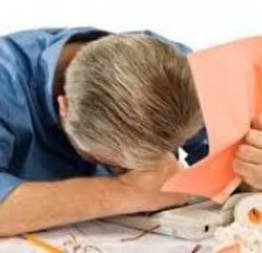 Dicas de um especialista de como driblar a crise financeira