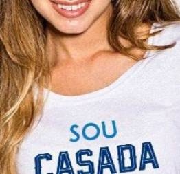 Achamos a camiseta ideal para sua esposa.
