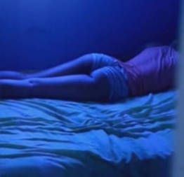 Deixou a porta aberta pra provocar o cunhado levou rola | porno amador