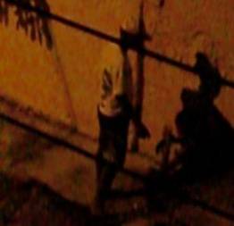 Pagou a putinha pra chupa lo ali mesmo na rua e foram filmados