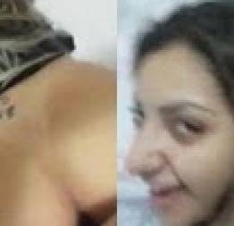 Loira rabuda gostosa dando o seu cuzinho apertadinho de quatro