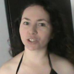 Adriana Golosa cafetina brincando de policia e ladrão com a puta