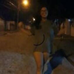 Nas ruas em plena madrugada putando