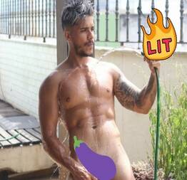 MC Jota Jota agora loirinho não se cansa de esbanjar sensualidade ainda mais safadinho
