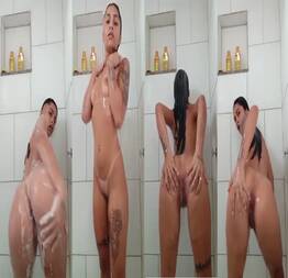 Novinha Feminista Lésbica Baixa Renda Jogando o Rabo no Banho | Mixadulto.com